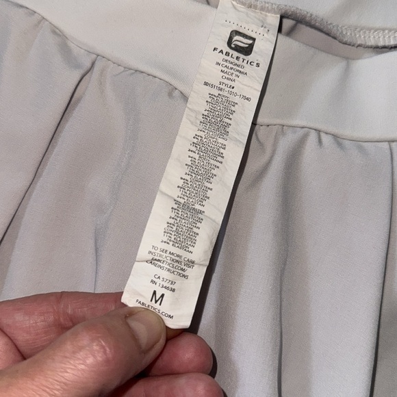 Fabletics Cognac Shorts White size Medium - Picture 5 of 6